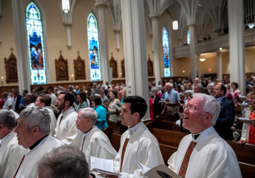 Celebrating Mass in the Catholic Community of Columbus, Ohio